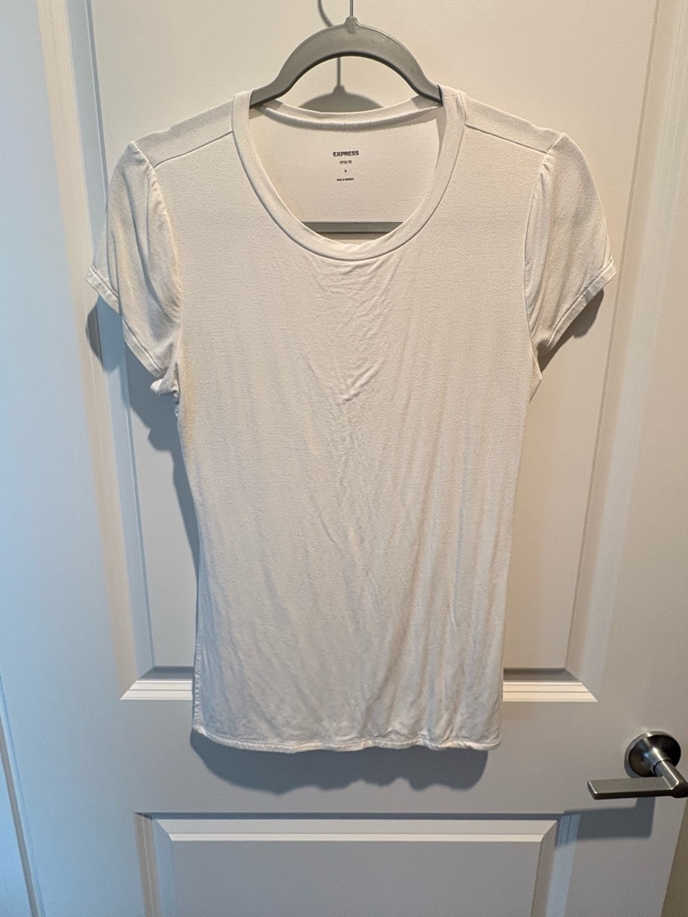 Express Women’s White Short Sleeve Crew Tee